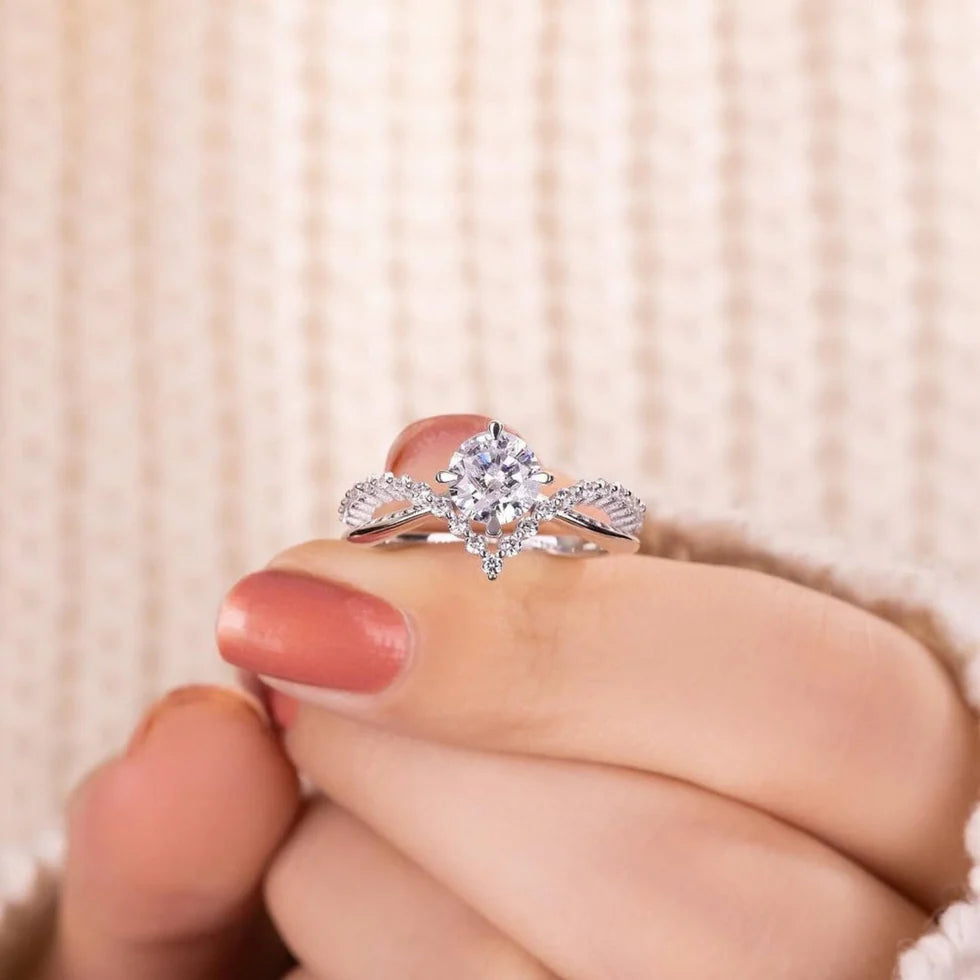 Hallmark Silver Luna Twist Ring